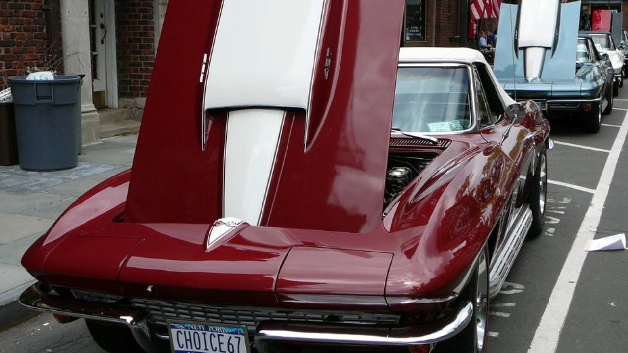 10 big-block Corvette engines from the 1966 L72 427 to the last one ...