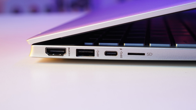 What did computers use before the USB port was invented?