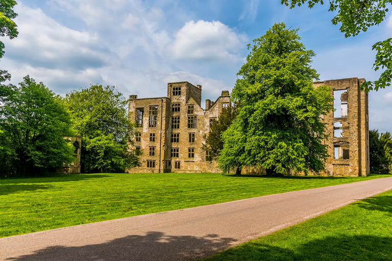 Councillor appeals to government to protect landscape of Hardwick Hall ...