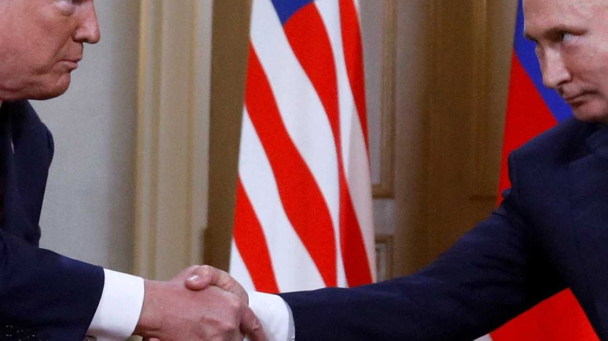 Rebelling GOP threatens Trump as Ukraine mystery swirls