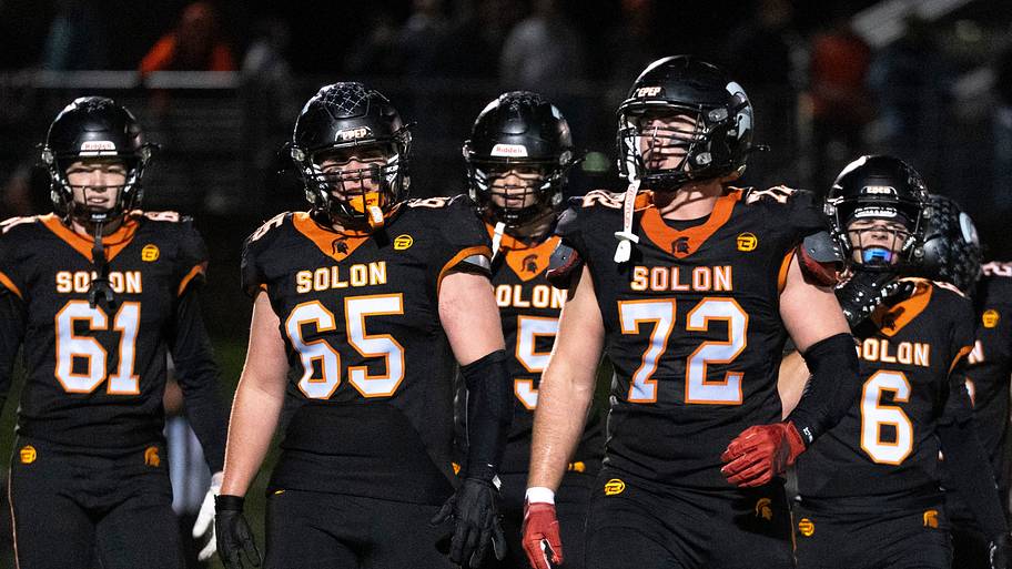 Iowa high school football class top 10 rankings - Oct. 20, 2026