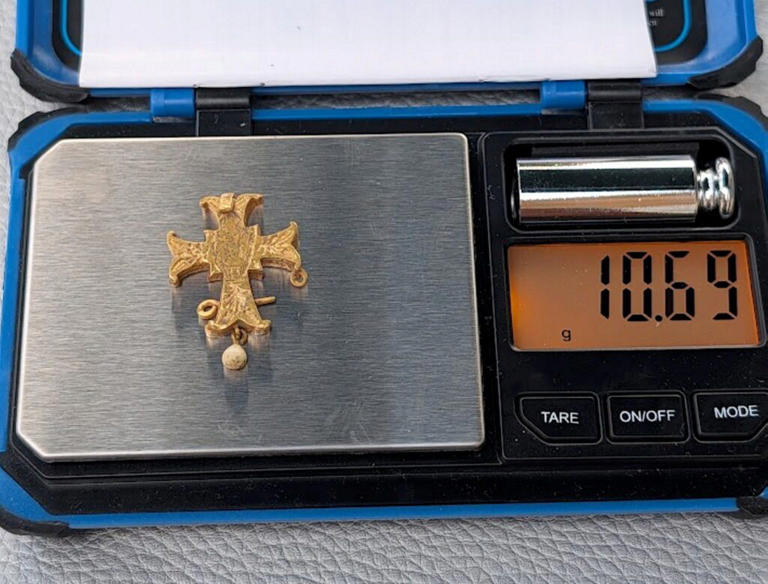 Gran discovers medieval gold cross worth upwards of £20k while metal ...