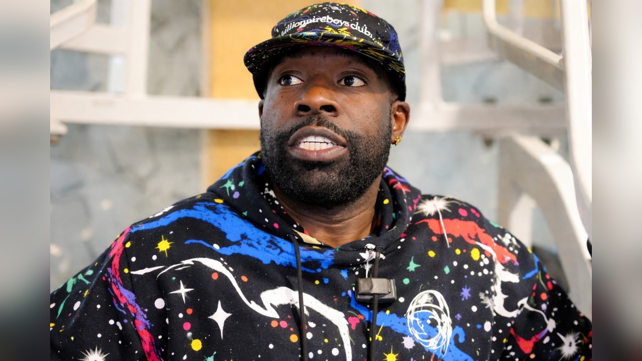 Kali Muscle explains how water weight can affect scale progress