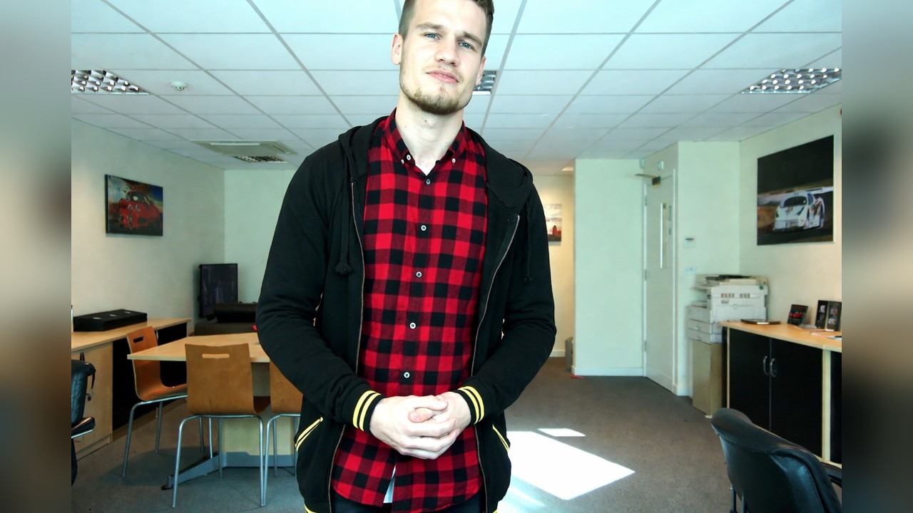 A supercar vlogger opens YouTube's 100,000 subscriber award