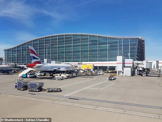 BA passenger brain damaged after slipping on spilt Baileys is accused ...