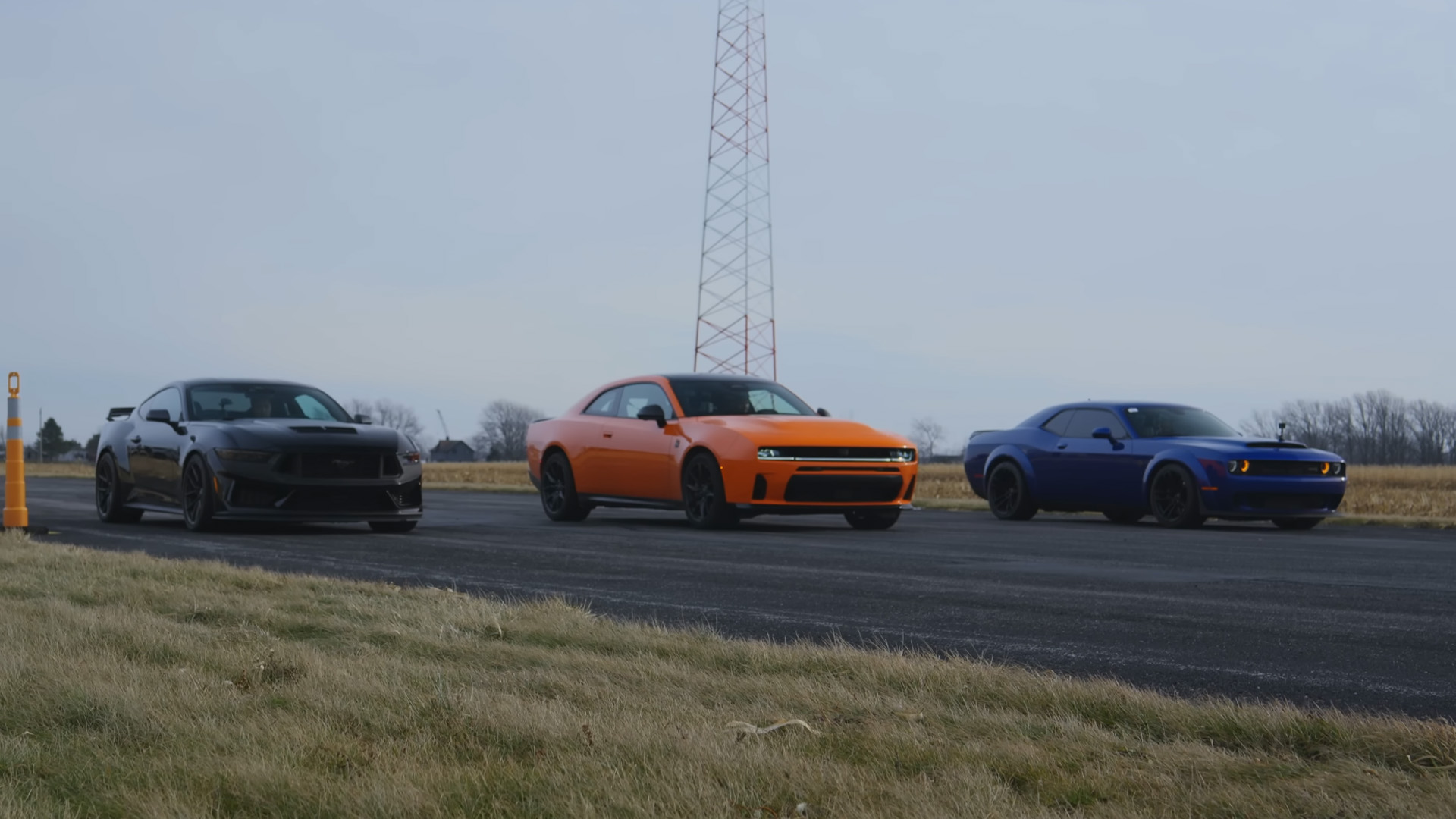 Comparing the new gas Charger, Mustang Dark Horse, and SRT Hellcat in a ...