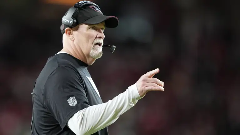 Dan Quinn’s viral 4th down debacle shows Commanders need to make ...