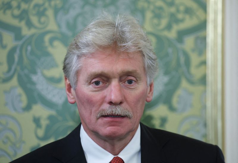 Il portavoce del Cremlino Dmitry Peskov partecipa a un incontro tra il presidente russo Vladimir Putin e il presidente vietnamita To Lam a Mosca, in Russia, il 9 settembre 2026. Maxim Shipenkov/Pool via REUTERS