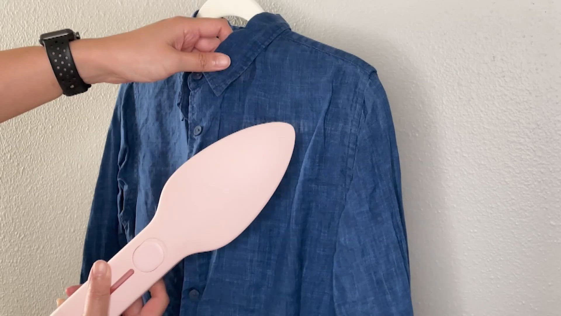 Testing popular wrinkled clothing solutions | Consumer Reports