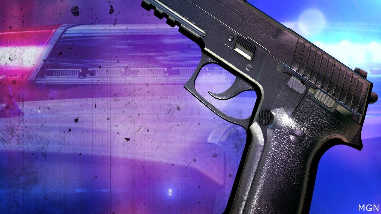 2 juveniles accused of possessing guns, one with 'Glock switch'