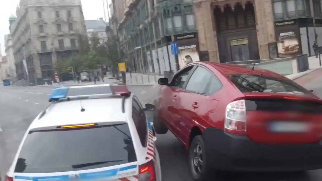 Watch the moment a Toyota Prius t-bones a police car