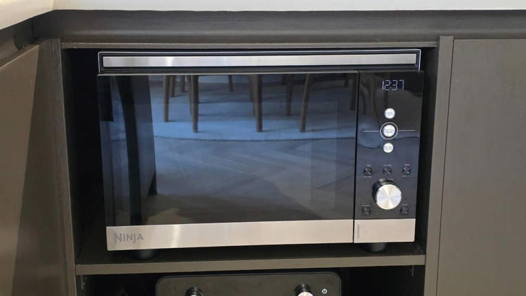 Ninja CRISPI microwave review: The microwave reinvention I didn't know ...
