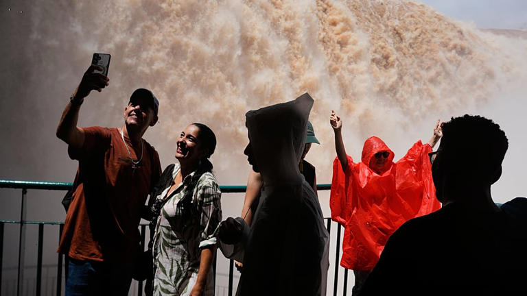 El Niño tracker: How the weather phenomenon is wreaking havoc around ...