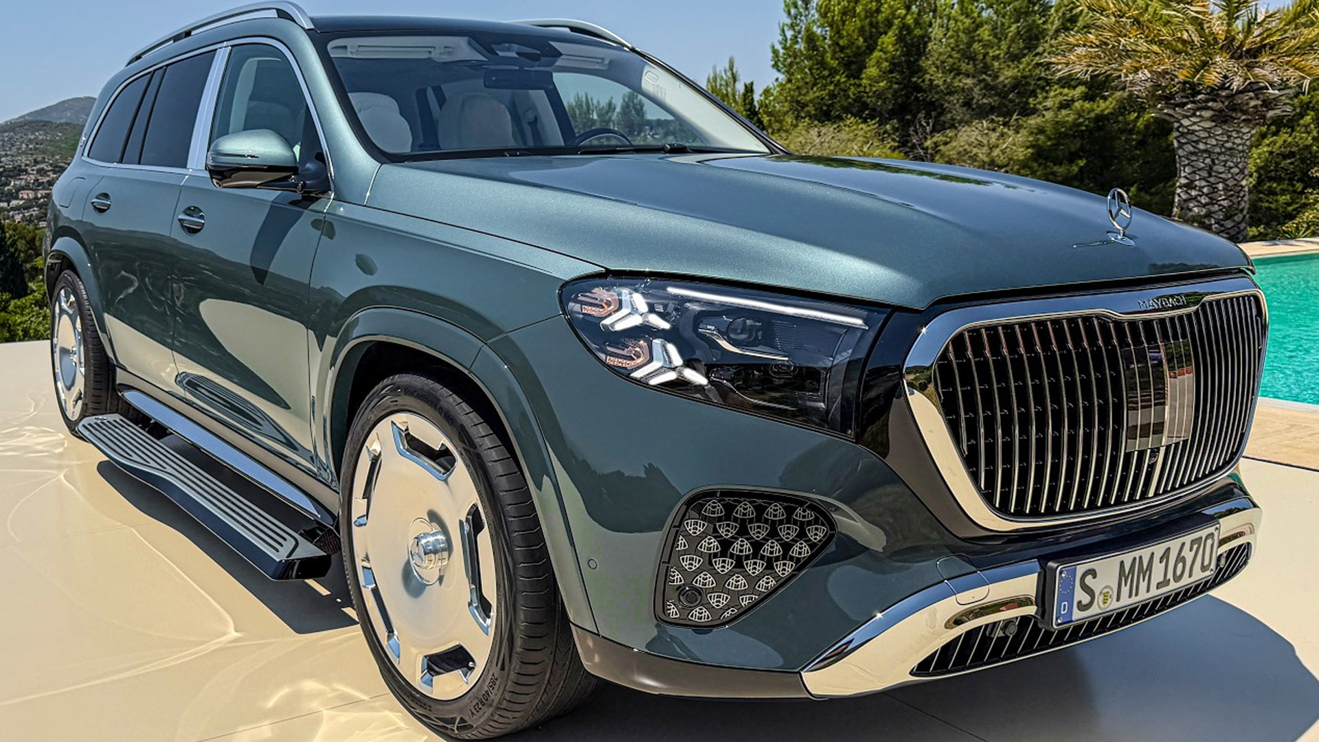 Mercedes-Maybach GLS 680 facelift gets a new V8 and interior update