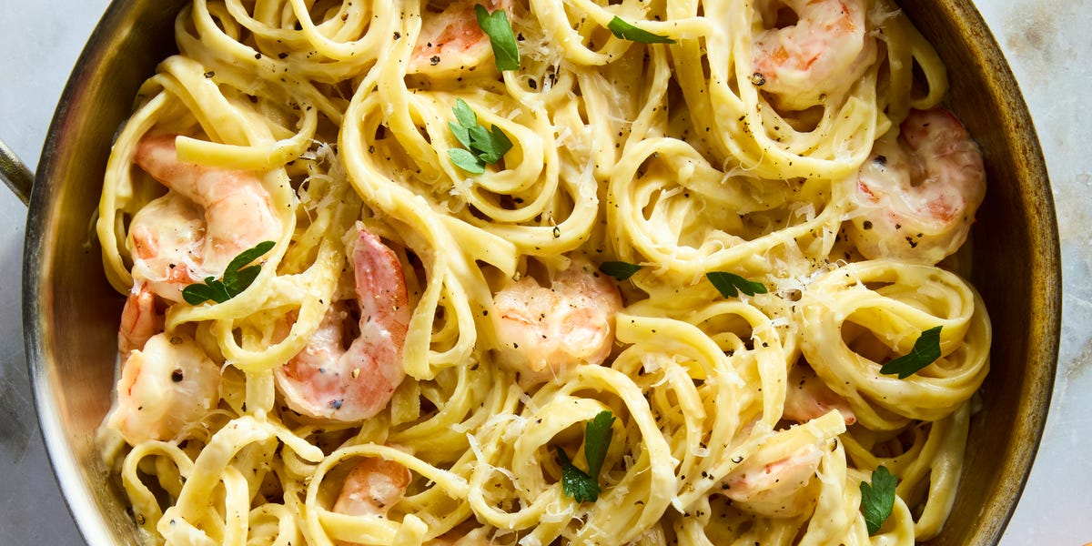 This shrimp fettuccine Alfredo is the best way to switch up the classic ...