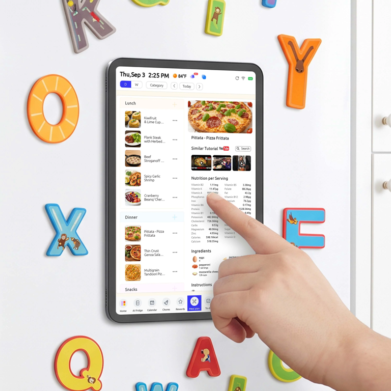 I found a holiday gift that helps keep the entire family organized