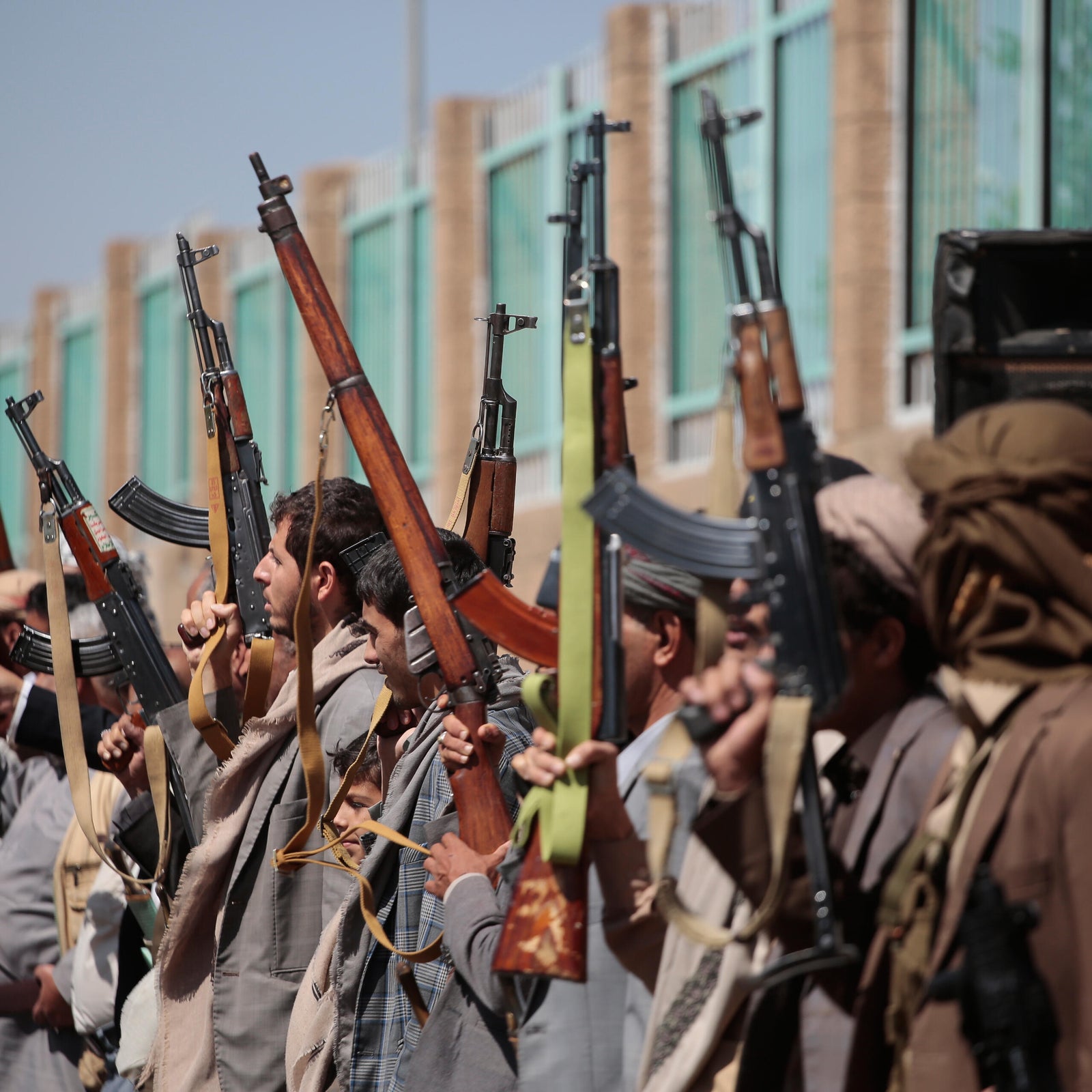 US ramps up warnings to Americans in Middle East after Houthi strikes