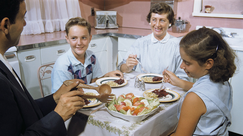 13 dinners middle class families ate on repeat in the '60s