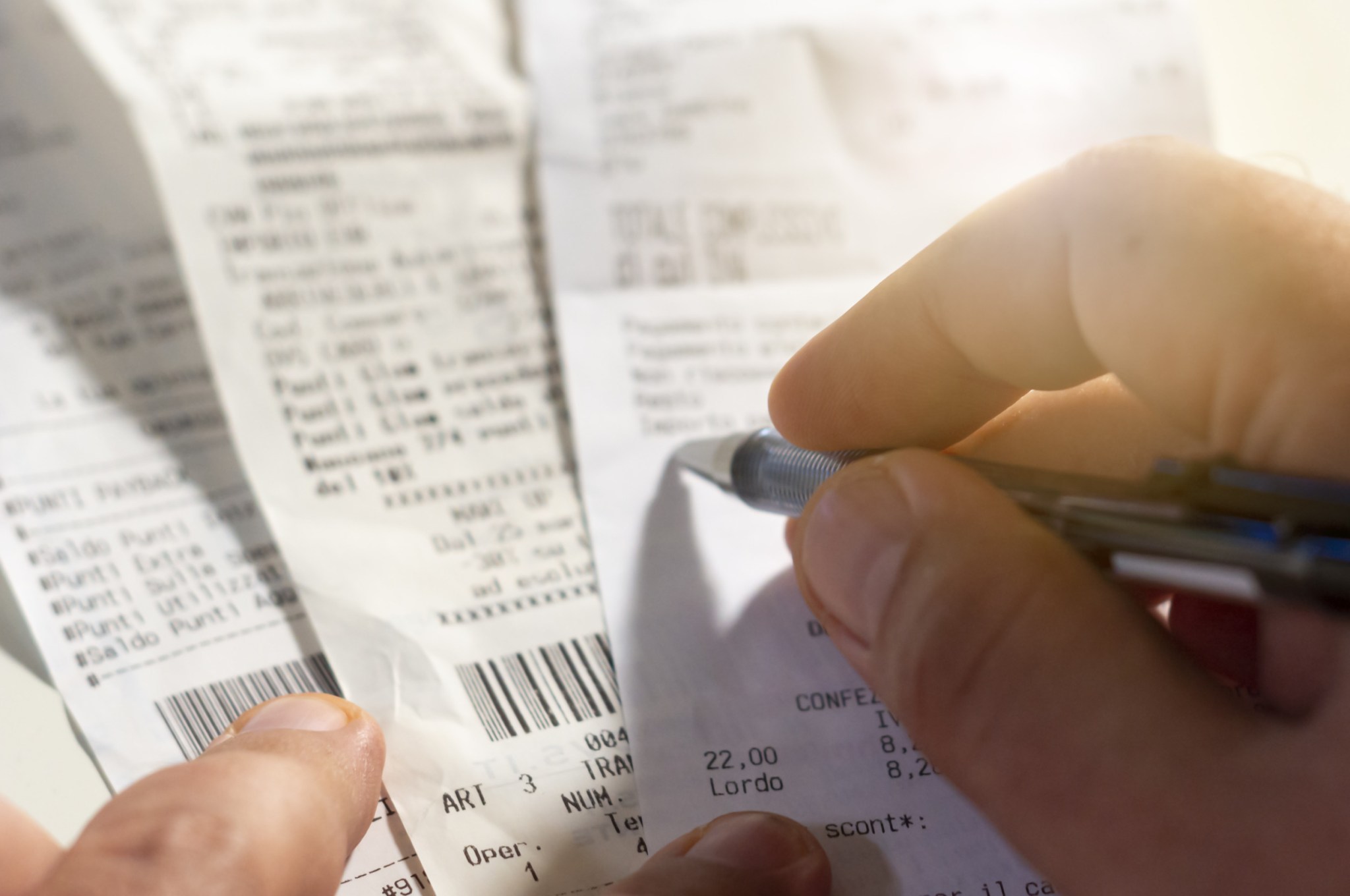 Customer checks receipt for NYC laundromat—left baffled at what it claims
