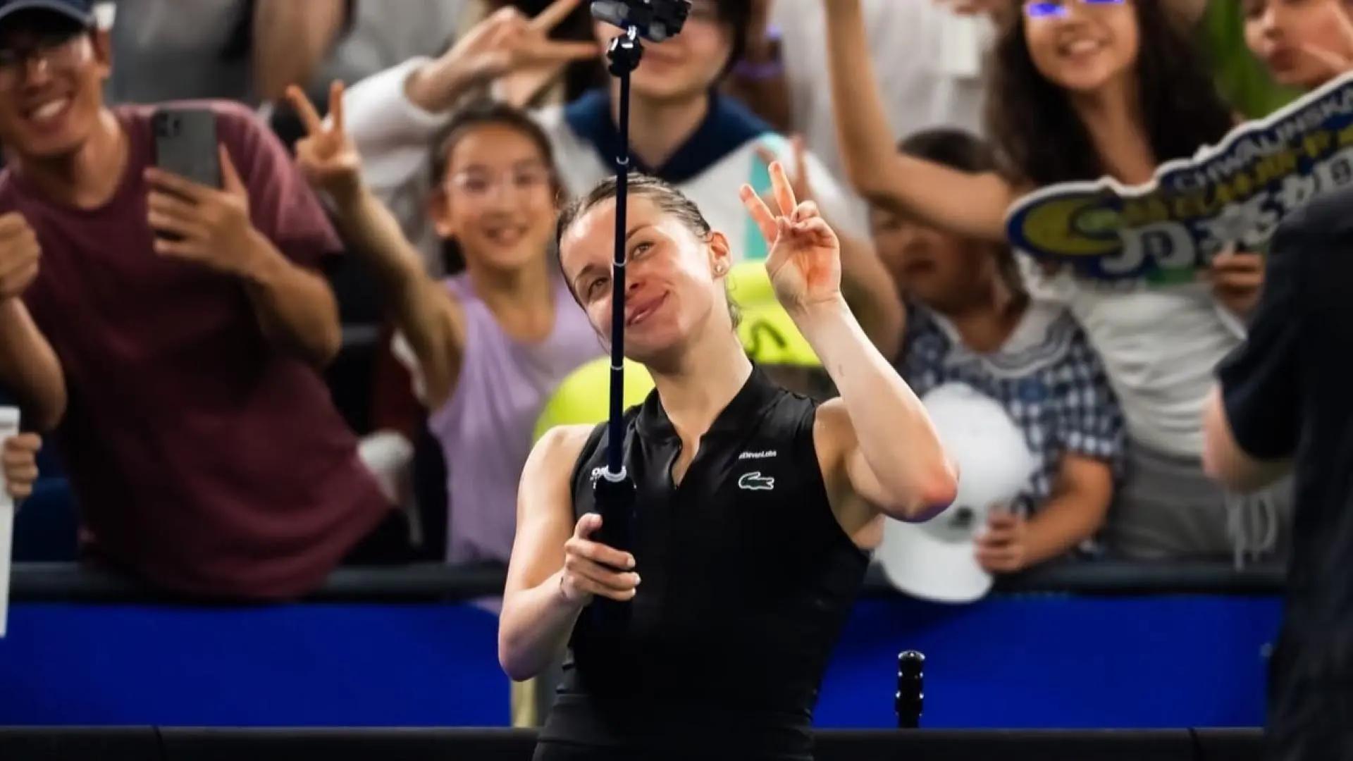 Chwalinska answers critics and Kalinskaya hard-court doubts with Wuhan ...