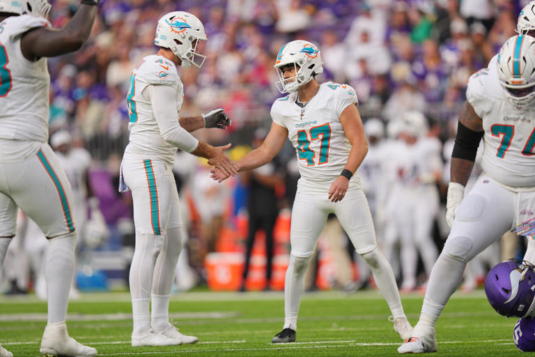 Dolphins releasing K Riley Patterson & CB Storm Duck