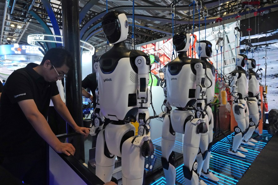 Stanford researchers develop robots that could soon do all your housework