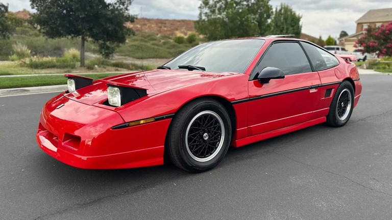 The Mid-Engine Pontiac Fiasco That Everyone Wants To Be Better Than It Is