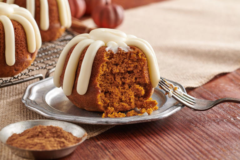 Nothing Bundt Cakes fans are celebrating the return of this nostalgic treat