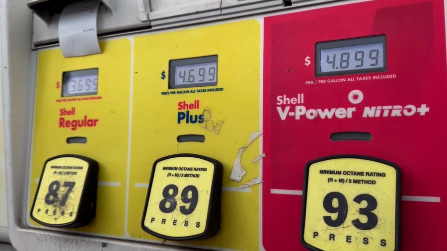 Baton Rouge gas prices drop 13 cents in one week, GasBuddy says