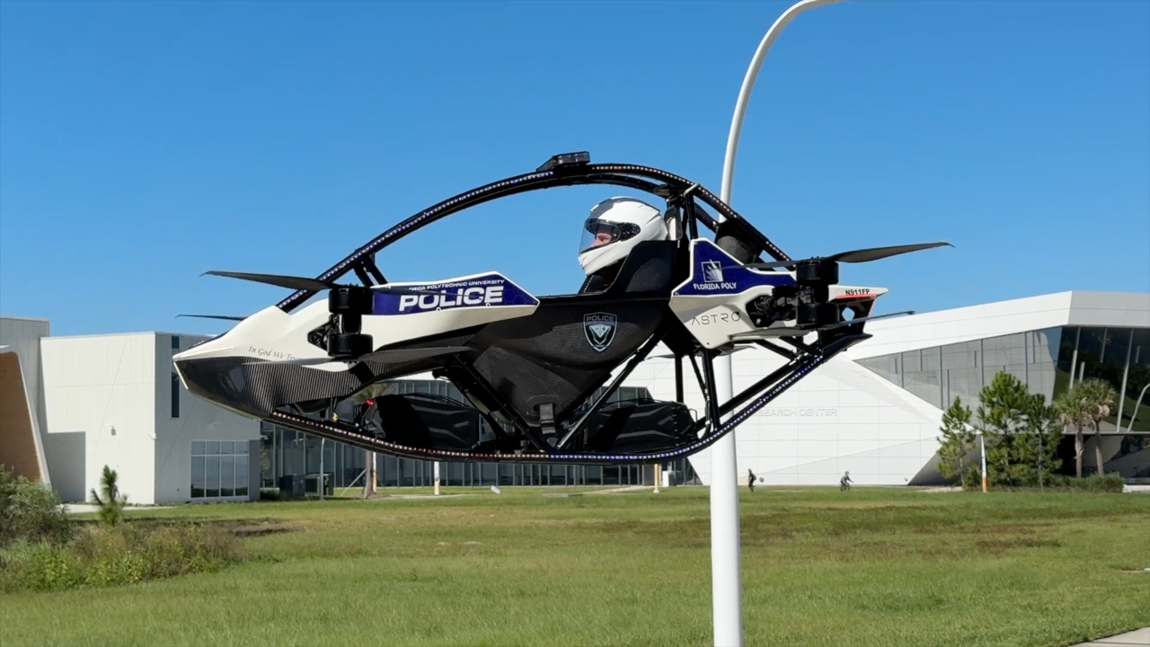 Florida Poly Police becomes first agency to use electric flying vehicle