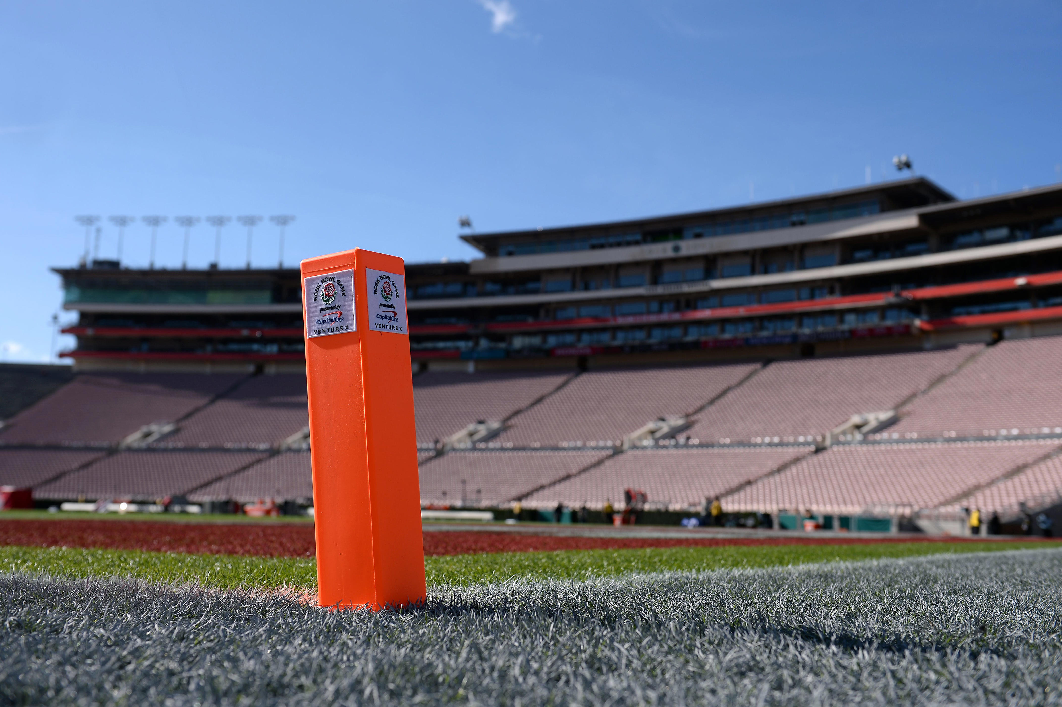 Tennessee projected for CFP first-round game at Rose Bowl