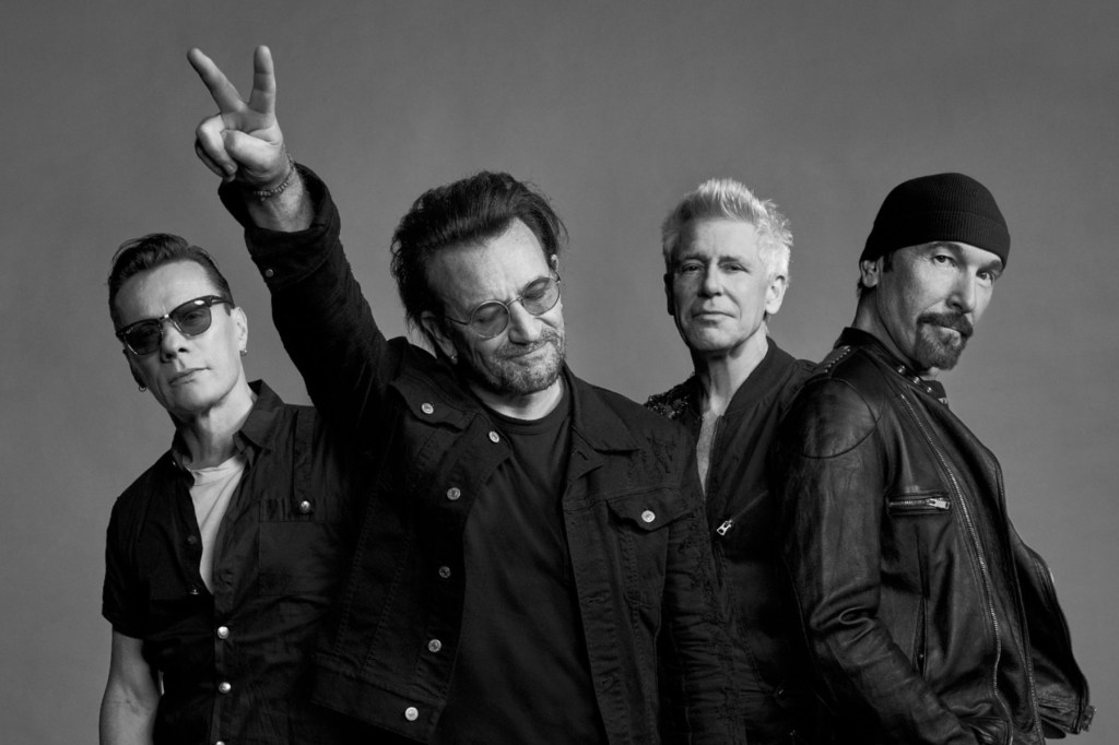 U2 to play halftime show at NFL's first Thanksgiving Eve game