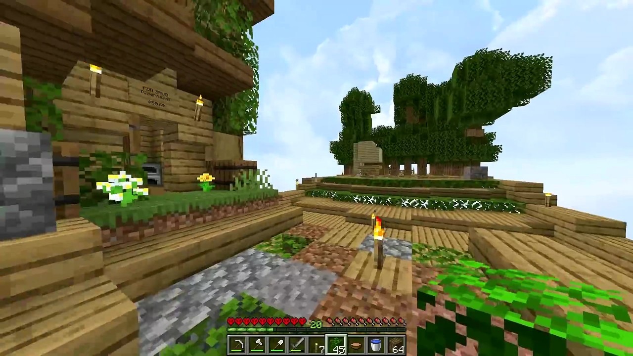 Building a tree house on one block in Minecraft hardcore
