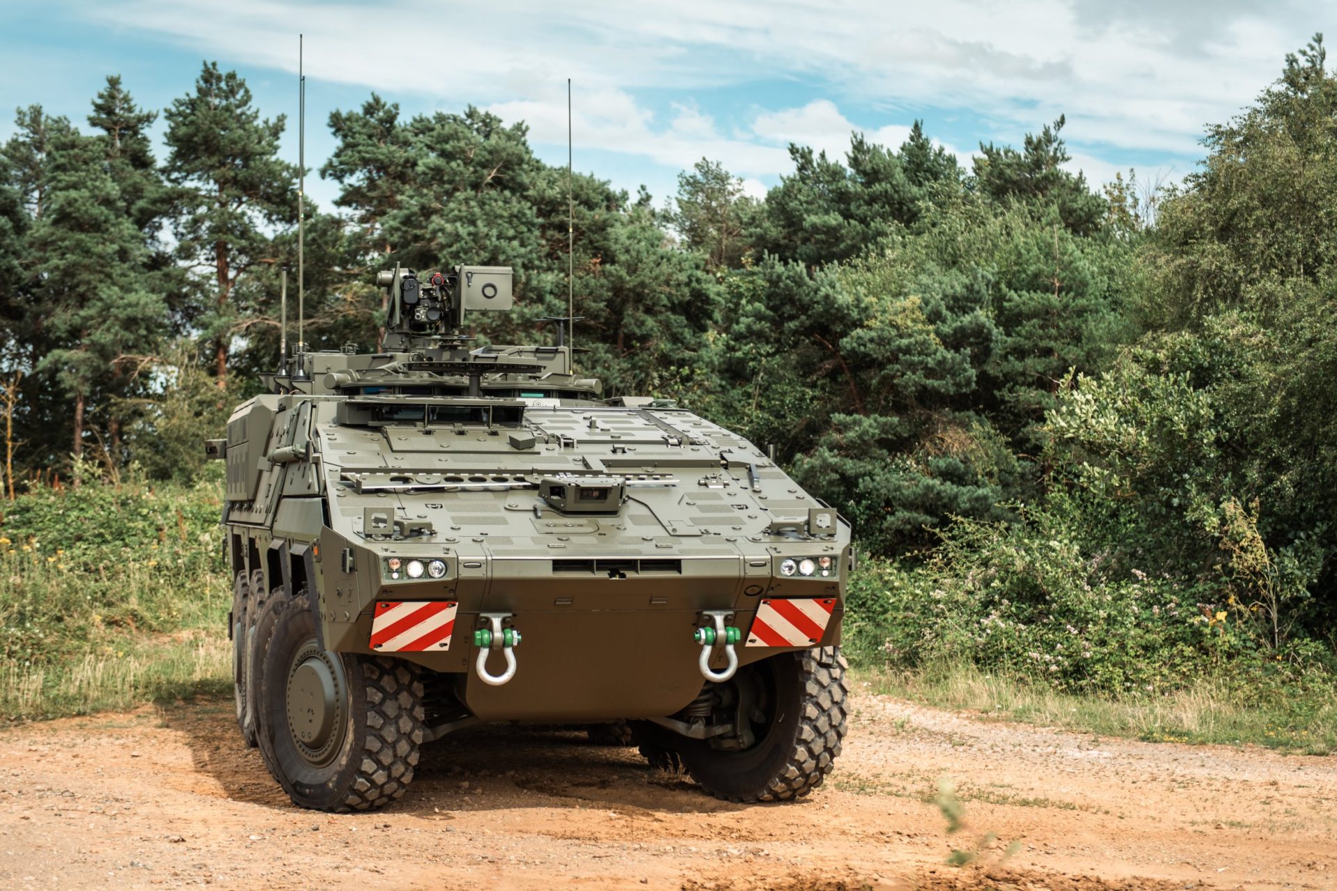 The military kit cuts that could leave soldiers with one hand behind ...