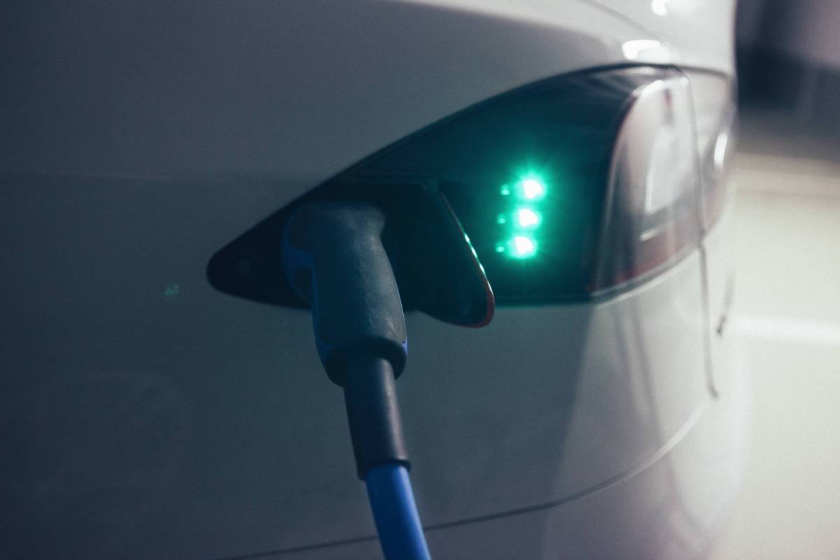 14 Elektroautos auf der Langstrecke getestet: Dieses Modell verbraucht ...
