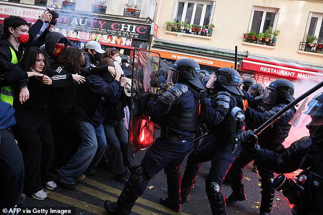 BBC calls French riots mostly peaceful while showing footage of Paris ...
