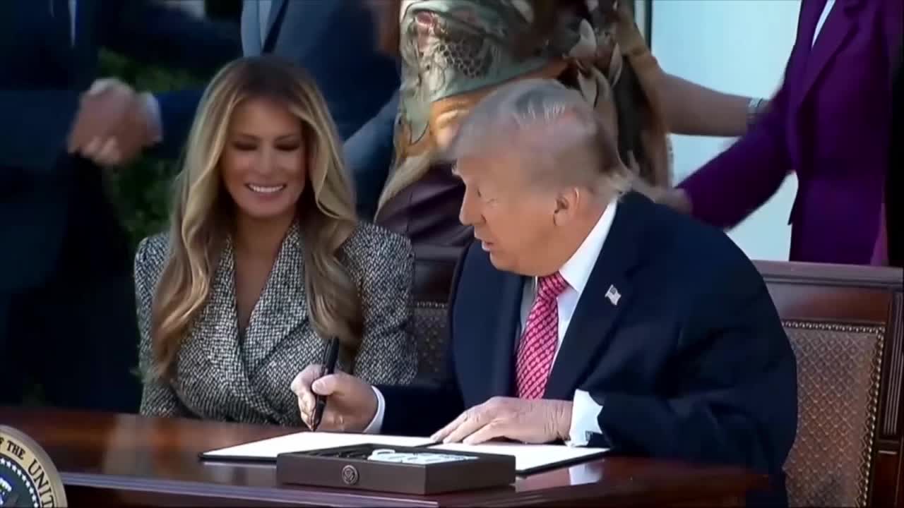 Trump signs executive order with Melania for women's health task force