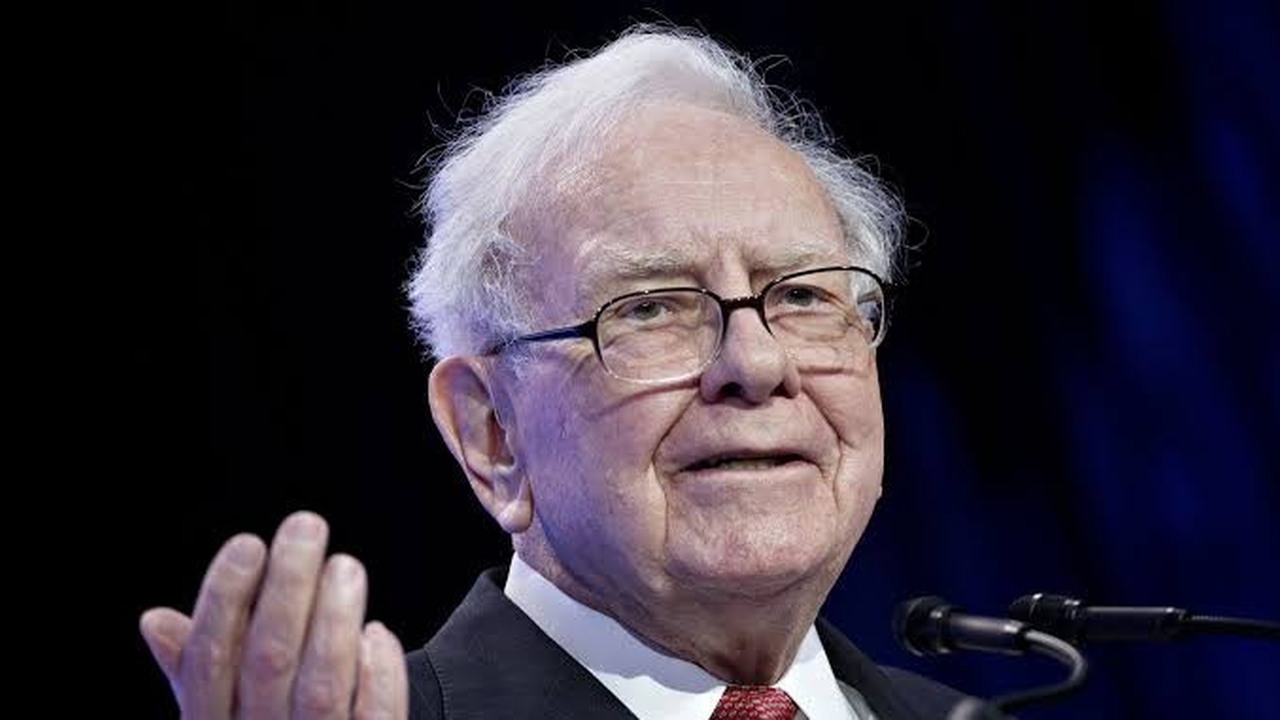 Warren Buffett's Berkshire Hathaway invested in DC Solar, then a $1 ...