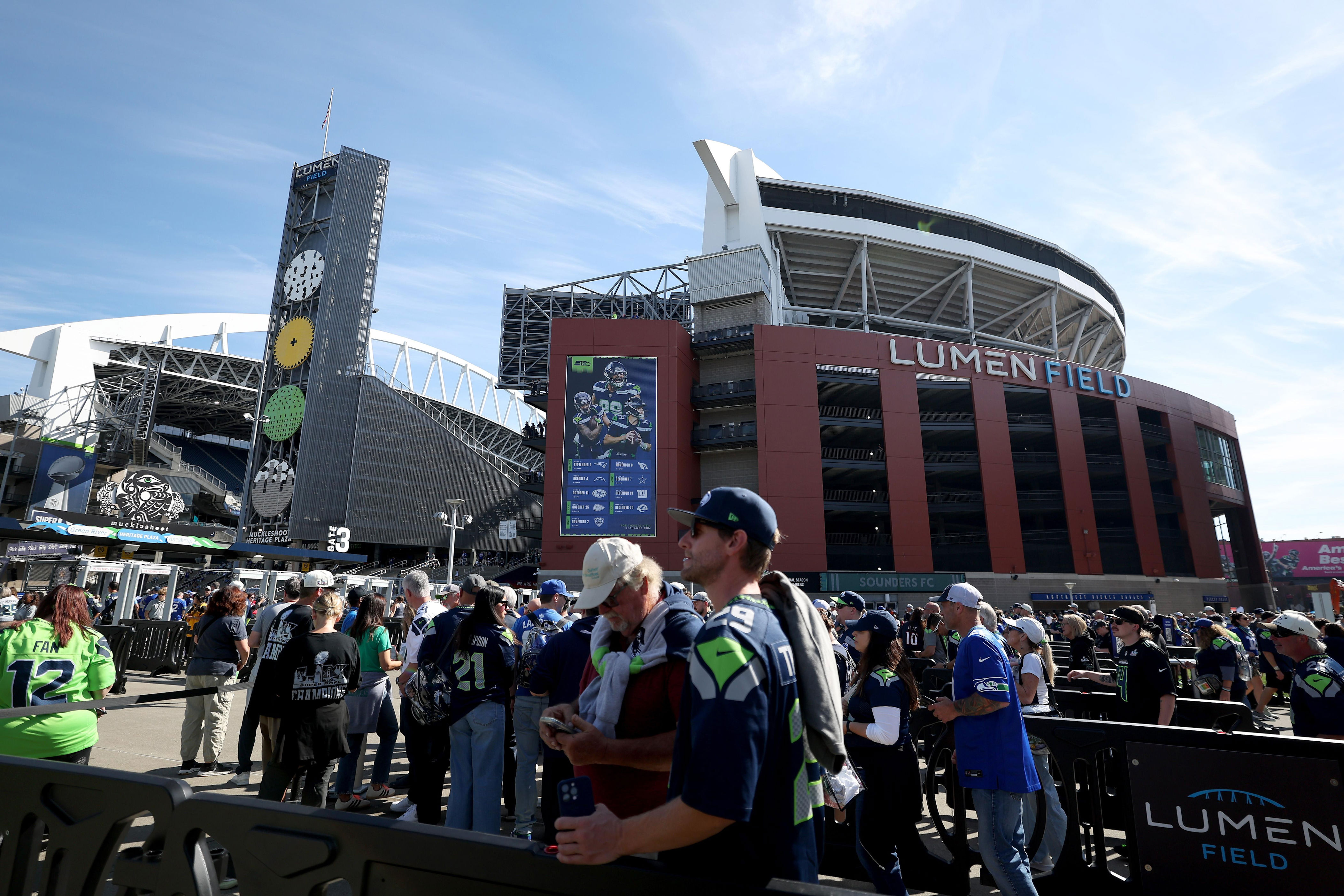 Seattle’s best things to do, see, and eat before heading to a Seahawks game