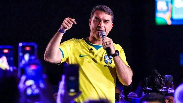 Ingérence de Meta : le clan Lula veut mettre Bolsonaro hors jeu