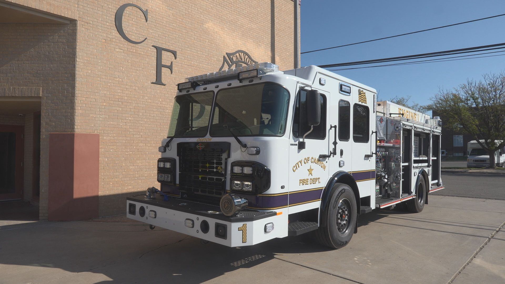 Canyon Fire Department adds custom-built over $1M engine to fleet