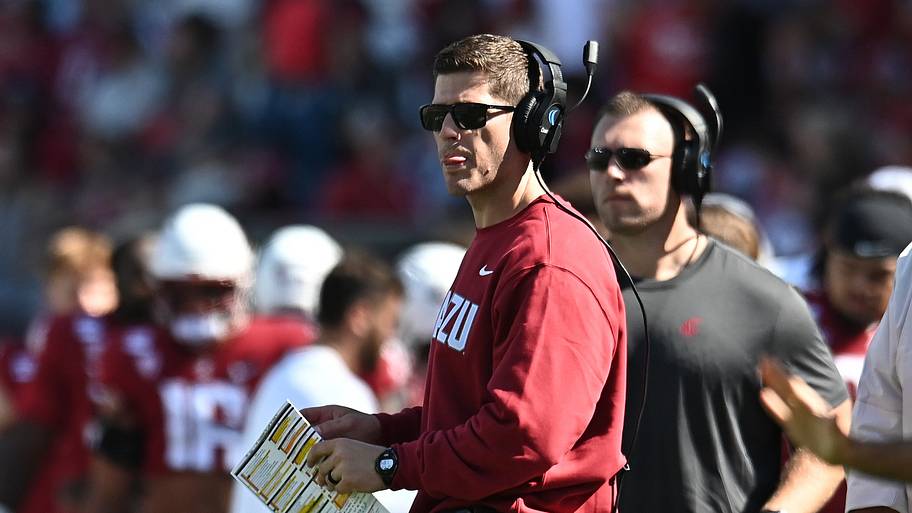 How Chris Petersen is influencing Kirby Moore's rebuild at Washington State