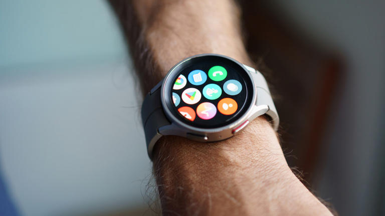 4 Samsung Galaxy Watch apps that can upgrade your daily drive