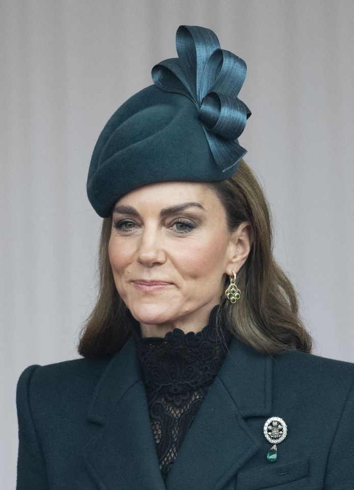 Kate Middleton and Prince William’s behind-the-scenes photo includes ...