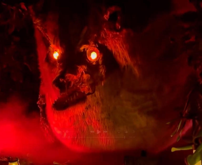 Massive ‘Jimothy’ Halloween display pops up on West Coast in honor of ...