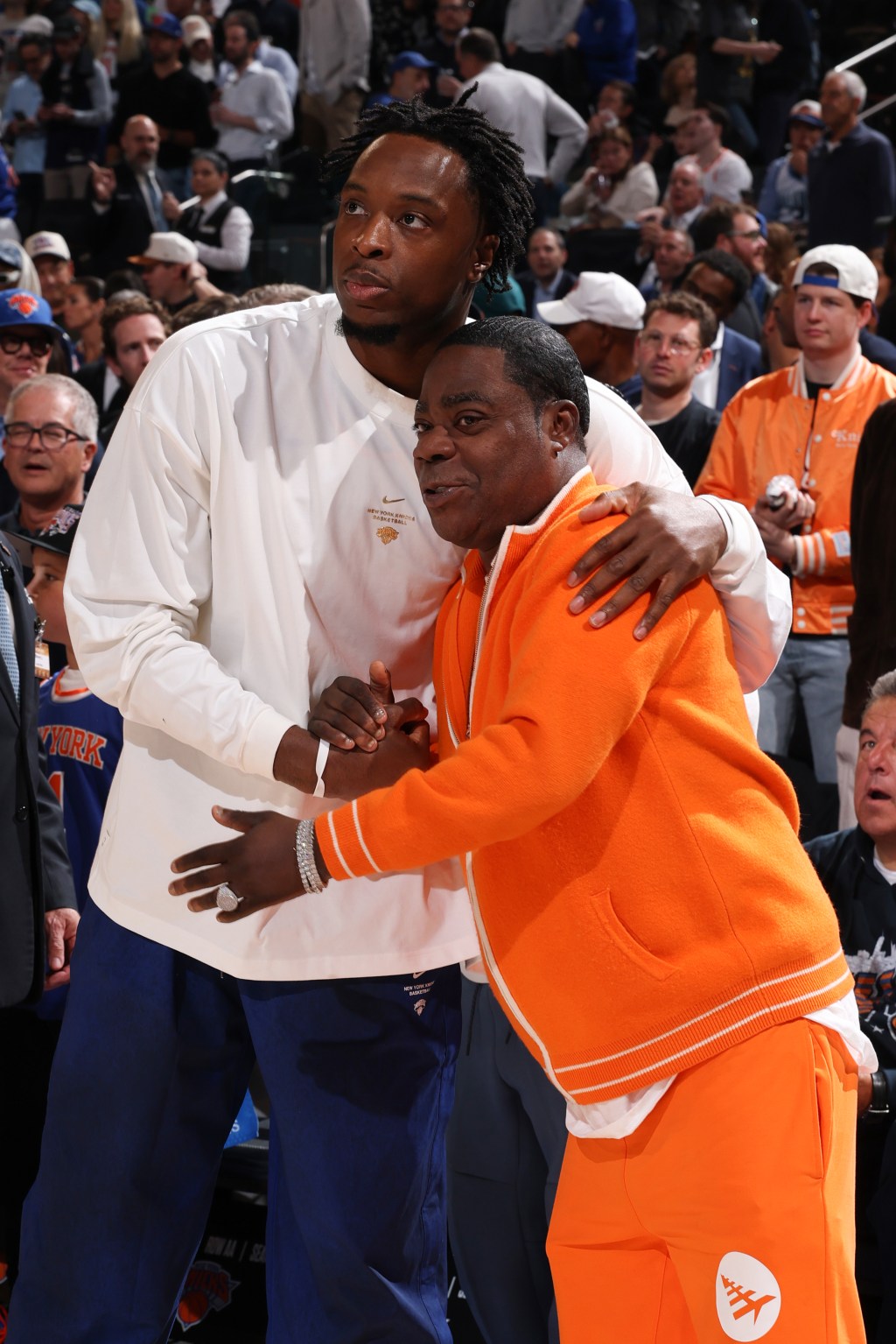 Celebrities turn out in force for Knicks’ banner night with one notable ...