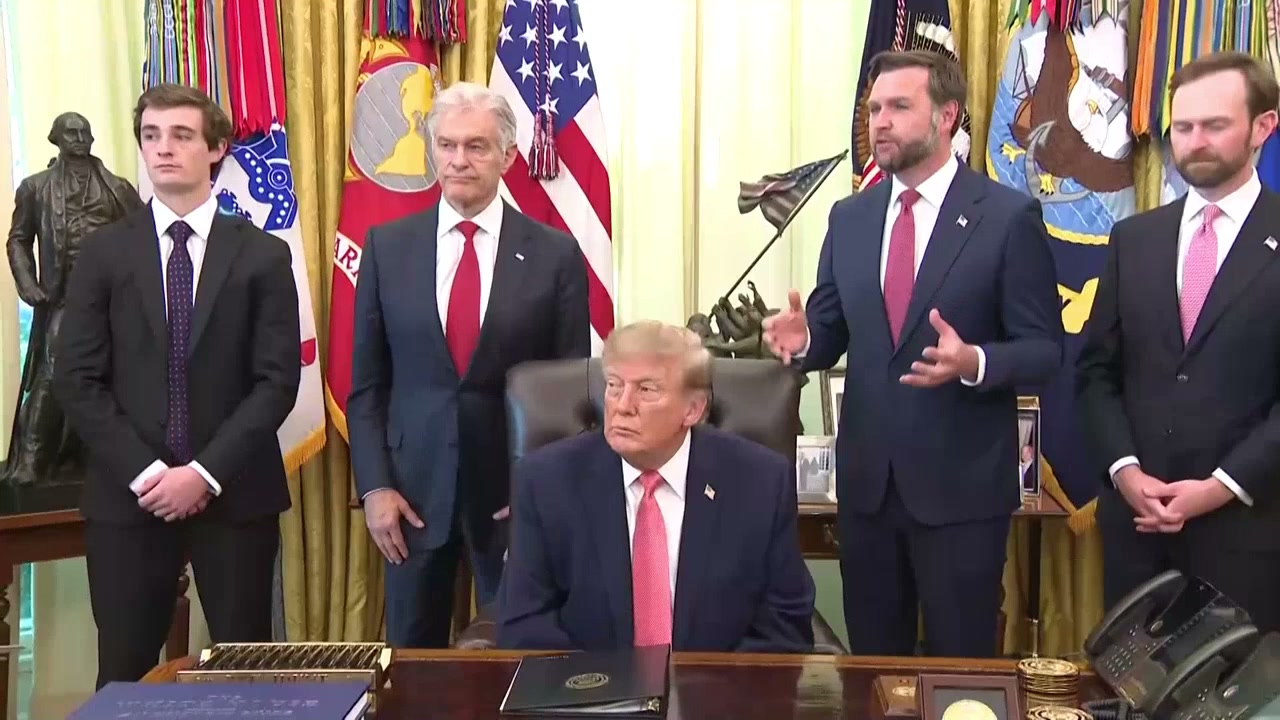 Trump scolds Independent reporter three times in White House exchange
