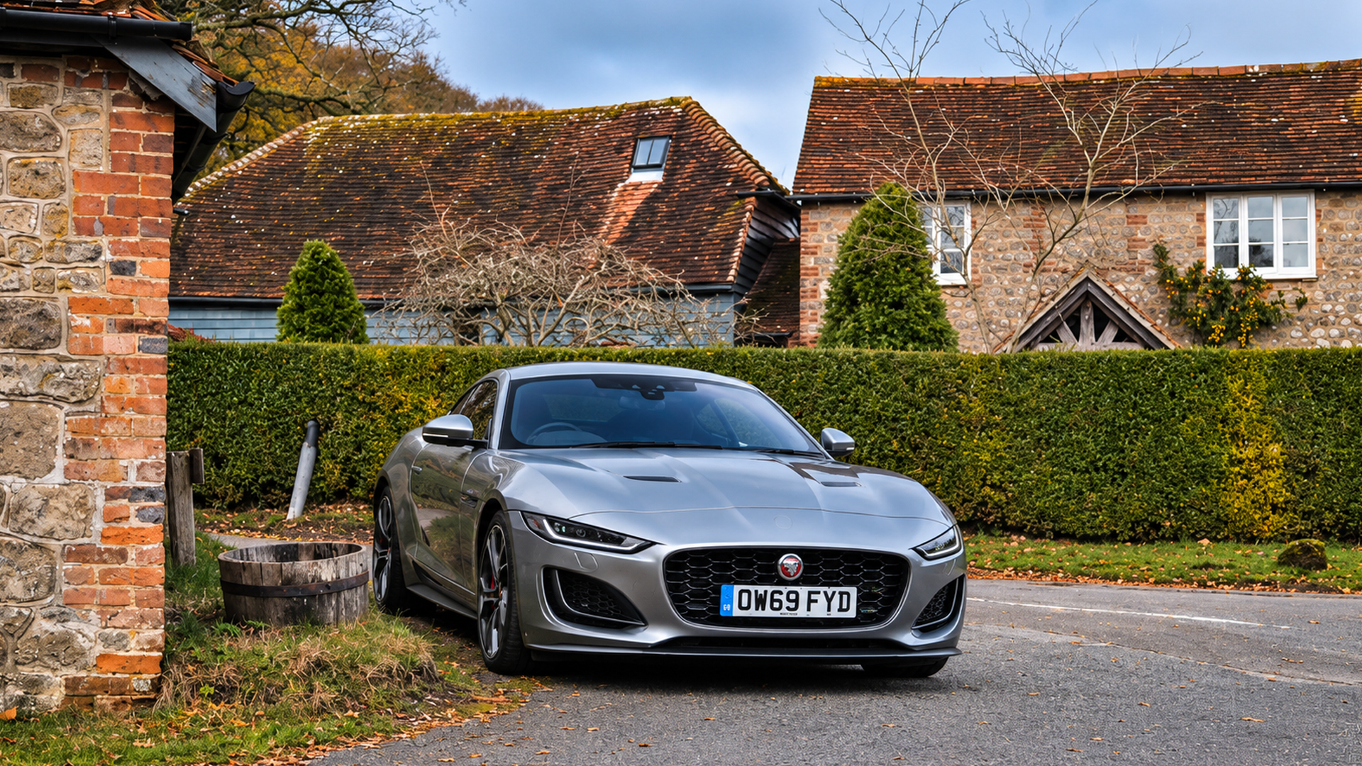 Finally driving the updated Jaguar F-Type