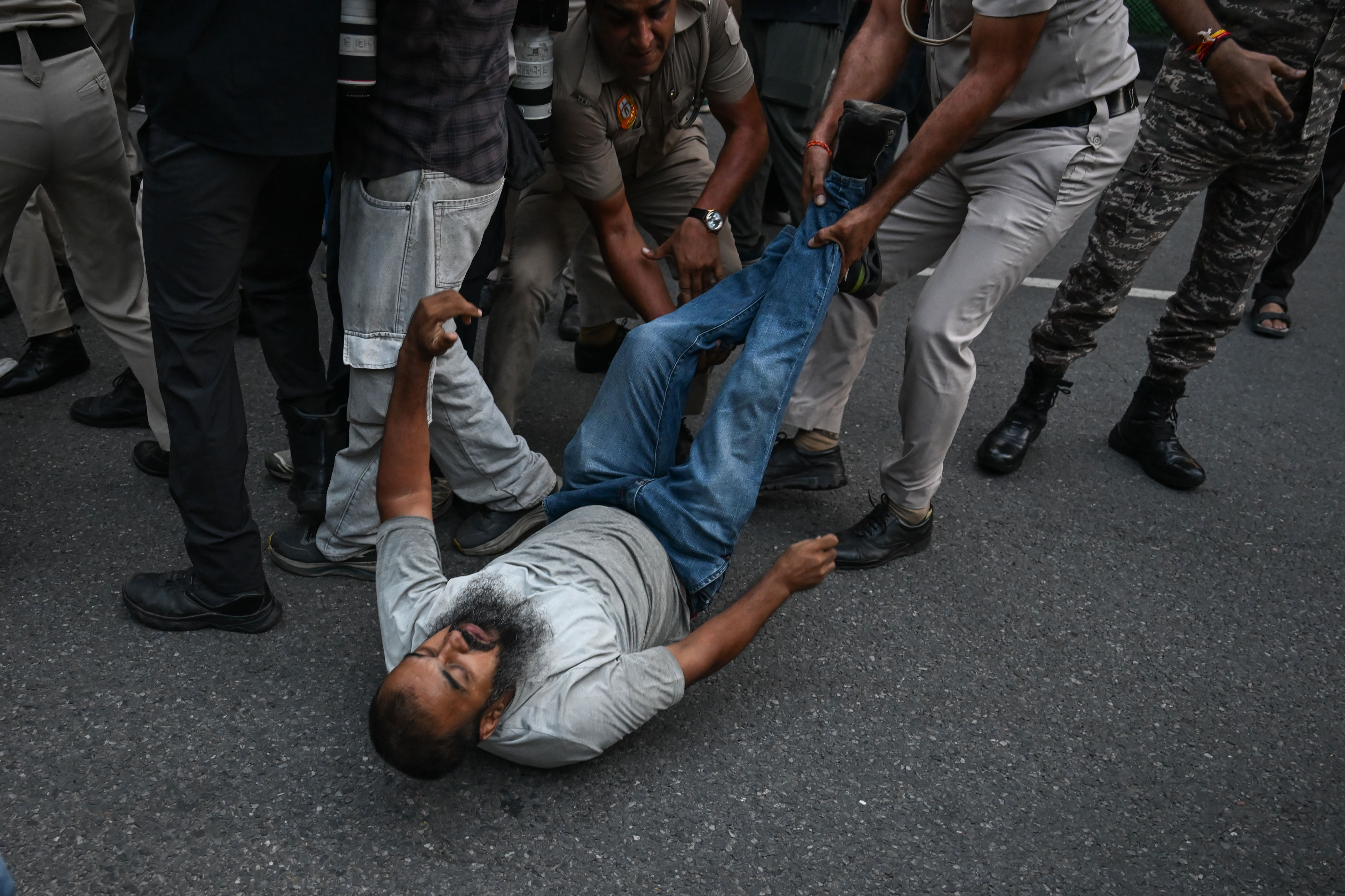 UN experts call on India to stop using excessive force against protesters