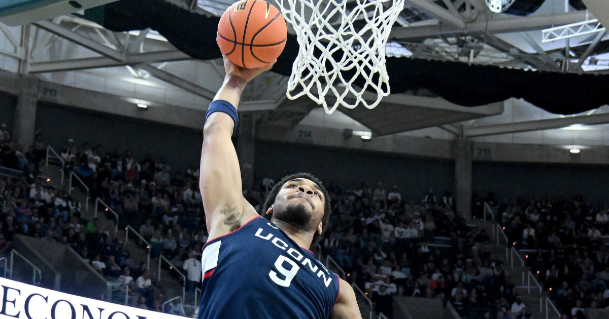 No. 4 UConn beats No. 6 Michigan State in exhibition game, 78-70